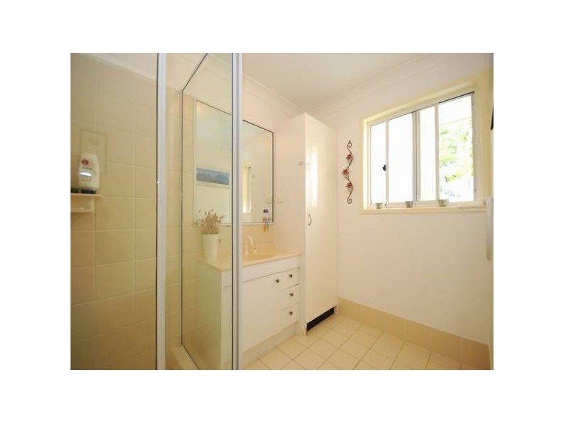 4 Gregsue Court, The Gap QLD 4061