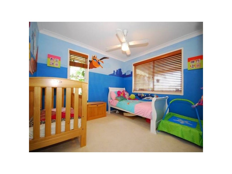 4 Gregsue Court, The Gap QLD 4061