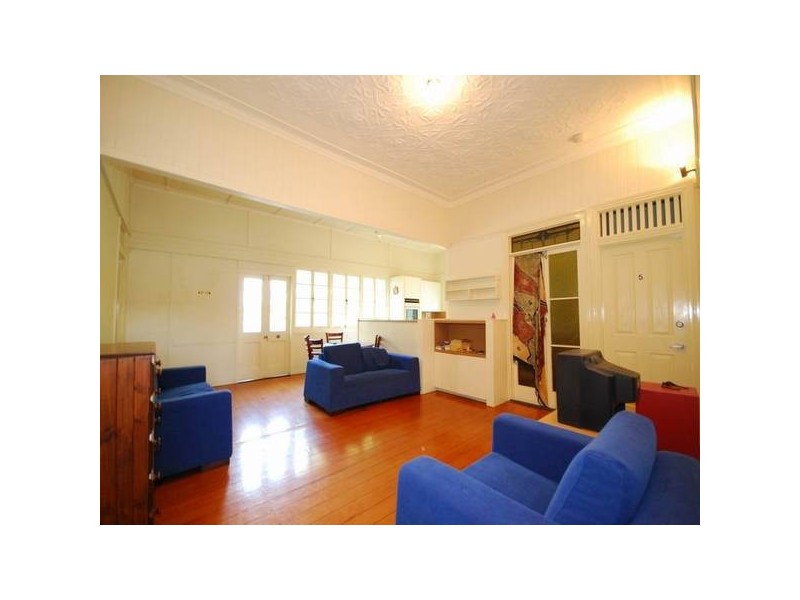 26 Dudley Street, Bardon QLD 4065