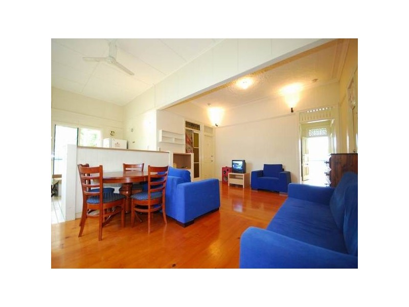 26 Dudley Street, Bardon QLD 4065