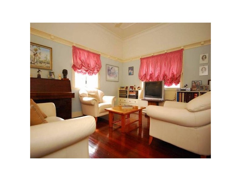 14 Hawthorne Avenue, Ashgrove QLD 4060