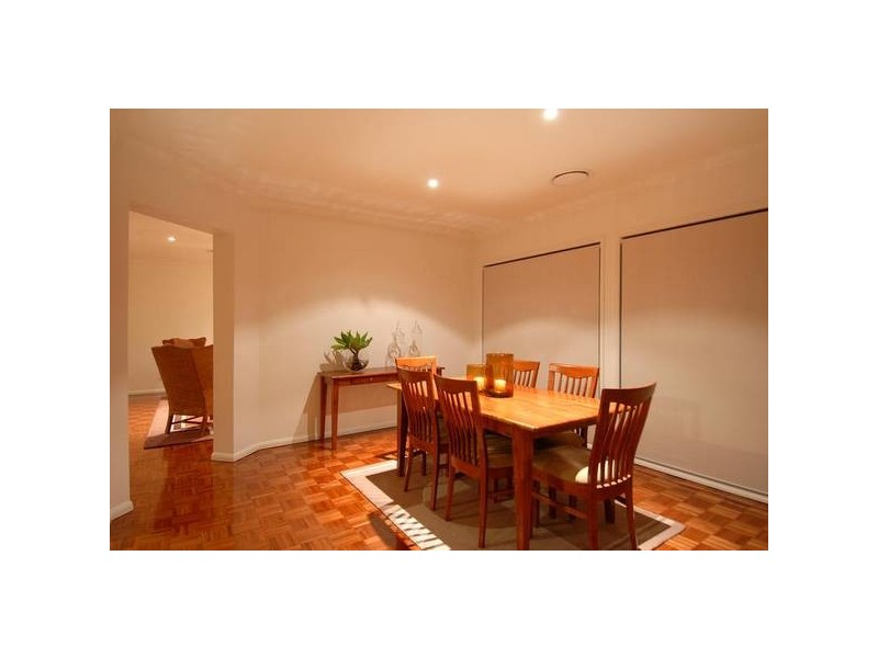 30 Carroll Street, Bardon QLD 4065