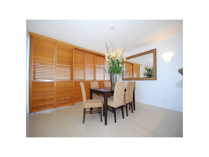 27/10 Park Avenue, East Brisbane QLD 4169