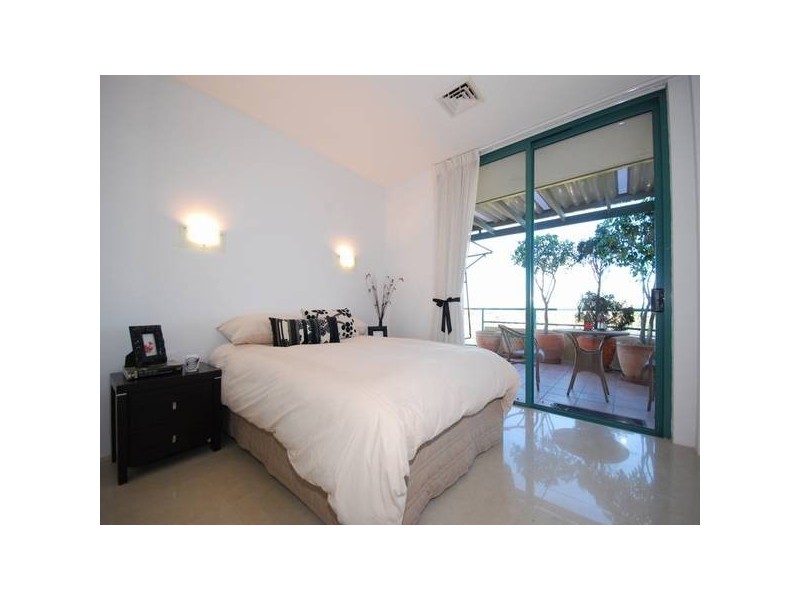 27/10 Park Avenue, East Brisbane QLD 4169