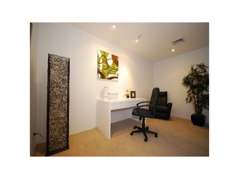 27/10 Park Avenue, East Brisbane QLD 4169