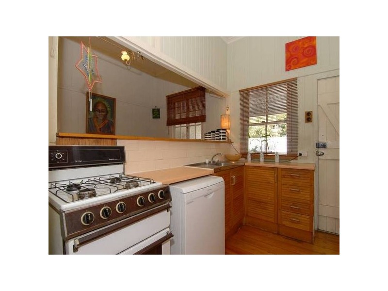 6 Gray Street, Red Hill QLD 4059