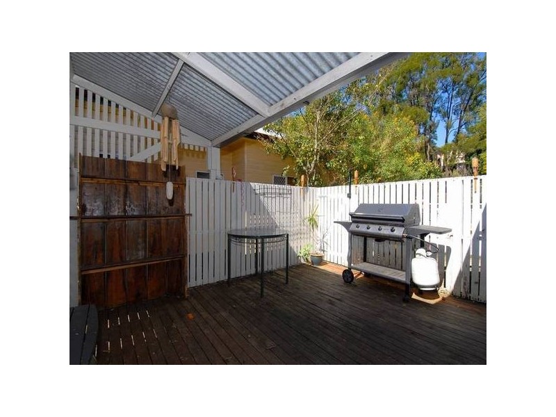 6 Gray Street, Red Hill QLD 4059