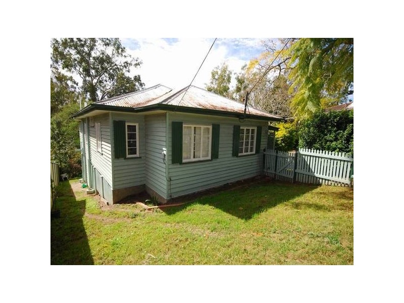 1 Keltie Street, Taringa QLD 4068