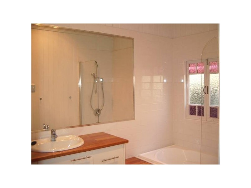 10 Eton Street, Toowong QLD 4066