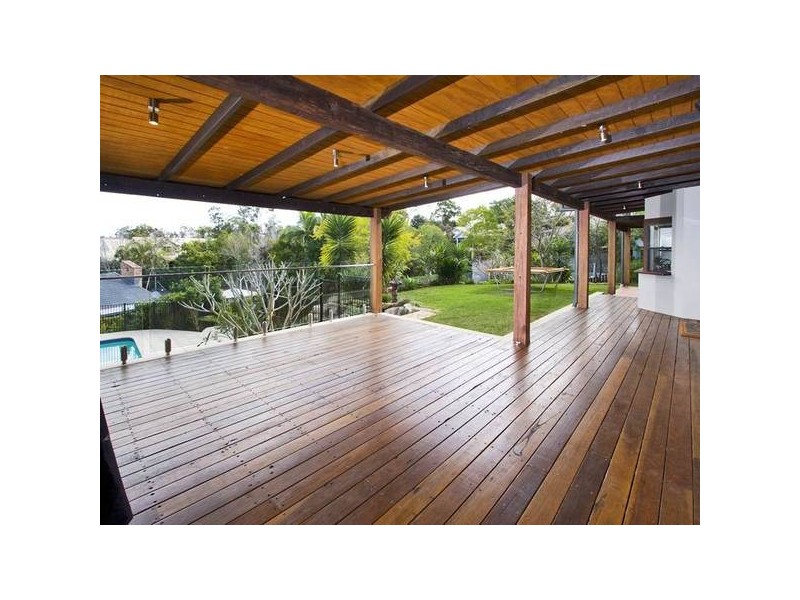 33 Meiers Road, Indooroopilly QLD 4068