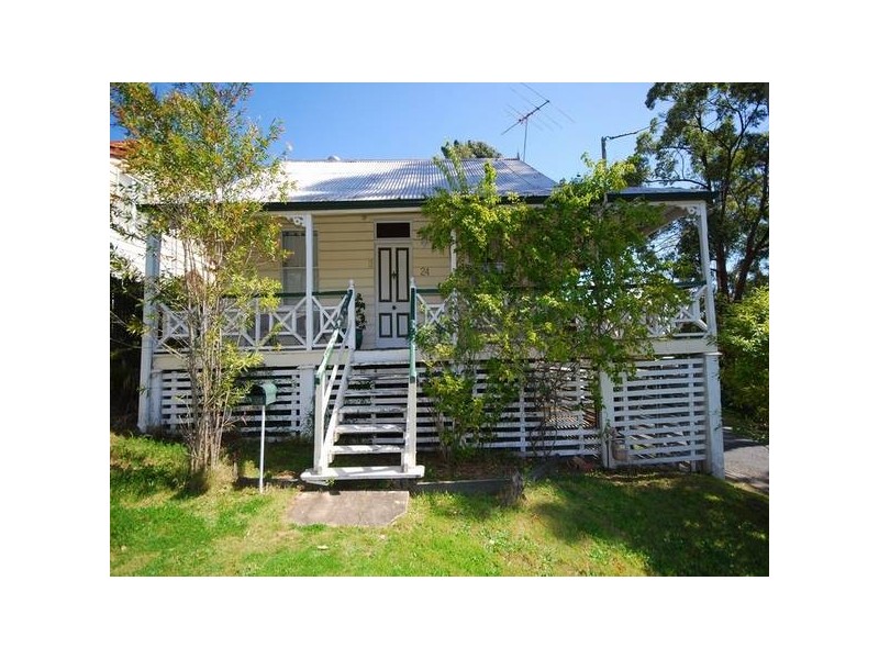 24 Thomas Street, Red Hill QLD 4059