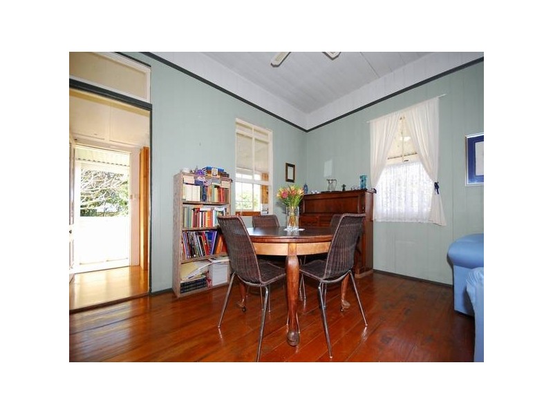 24 Thomas Street, Red Hill QLD 4059