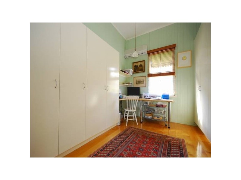 33 Ellena Street, Paddington QLD 4064