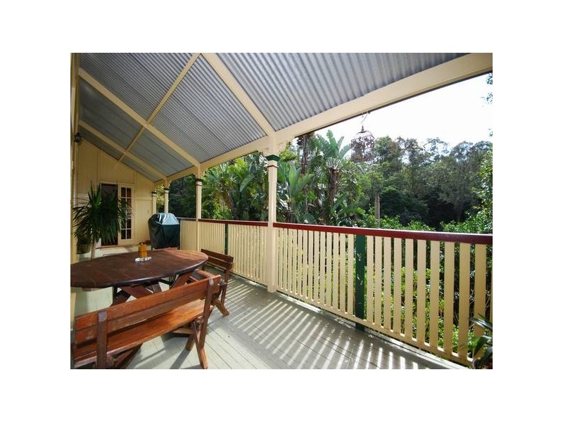 94 McLean Parade, Ashgrove QLD 4060