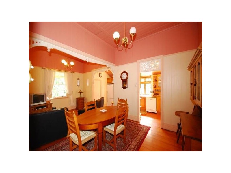 94 McLean Parade, Ashgrove QLD 4060