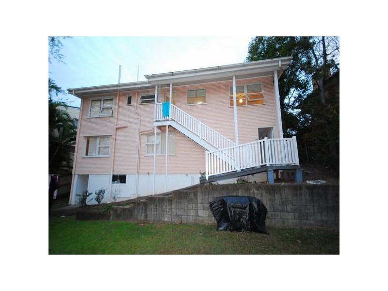 6 Fairseat Street, Bardon QLD 4065