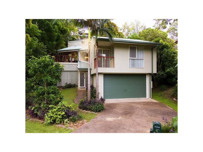 11 Gordon Road, Bardon QLD 4065