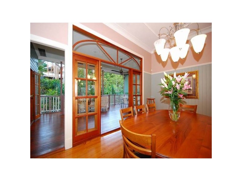 11 Aldridge Street, Auchenflower QLD 4066