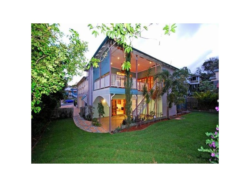 11 Aldridge Street, Auchenflower QLD 4066