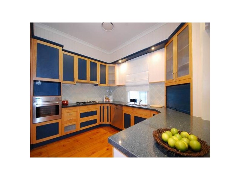 11 Aldridge Street, Auchenflower QLD 4066