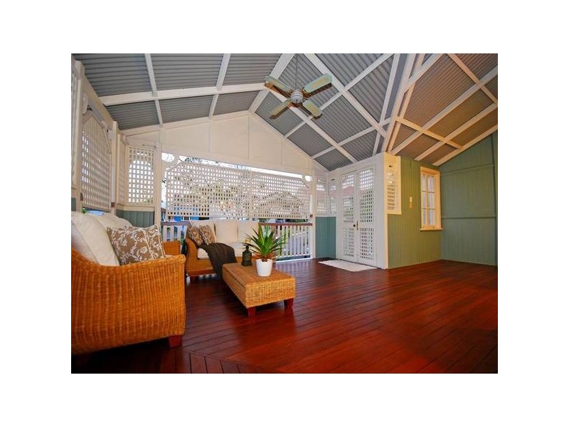 11 Aldridge Street, Auchenflower QLD 4066