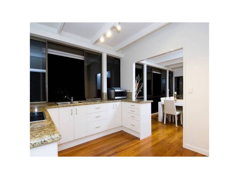 21 Chiswick Road, Bardon QLD 4065