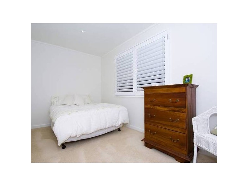 21 Chiswick Road, Bardon QLD 4065