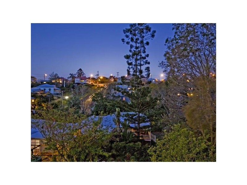 36 Mornington Street, Red Hill QLD 4059