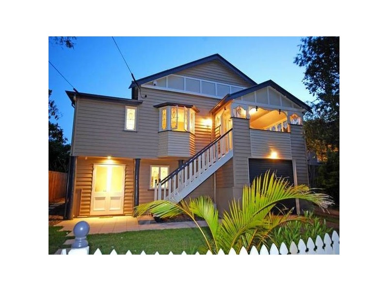 50 Leslie Street, Bardon QLD 4065