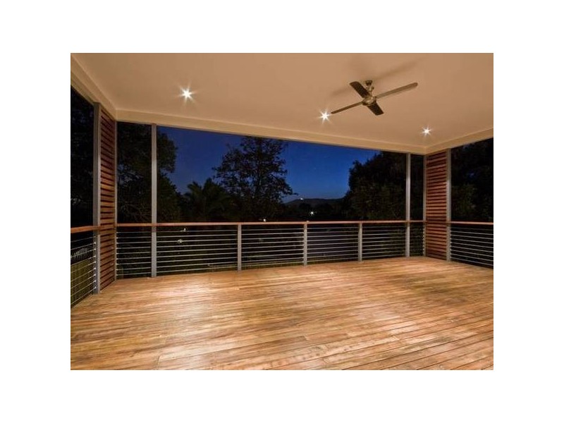 12 Penrose Street, Auchenflower QLD 4066