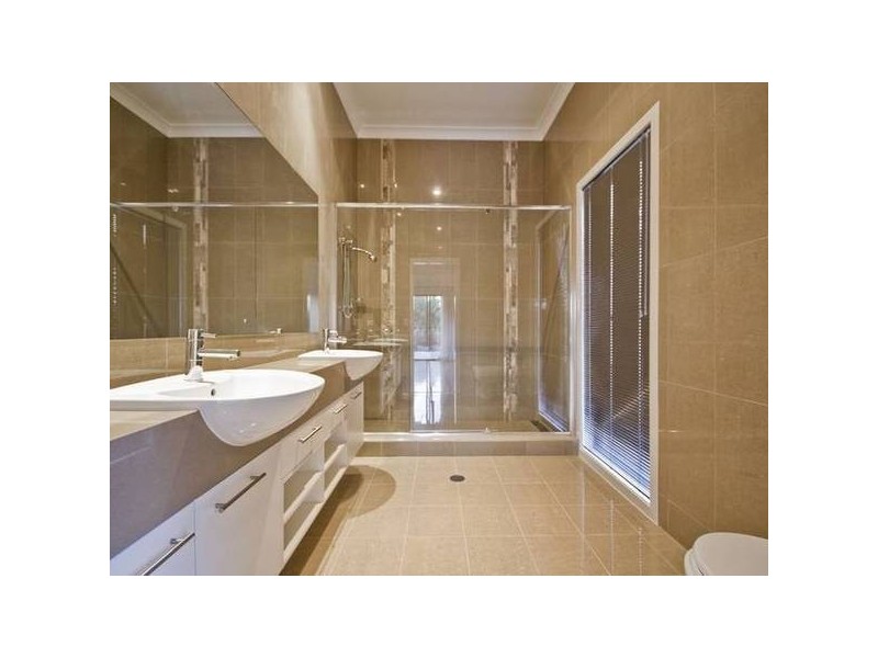 12 Penrose Street, Auchenflower QLD 4066