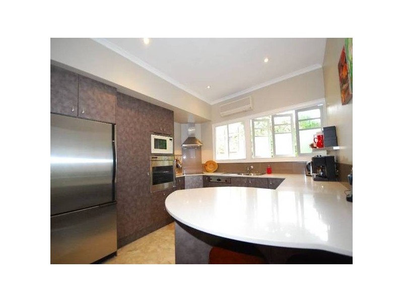 35 Harwood Street, Bardon QLD 4065