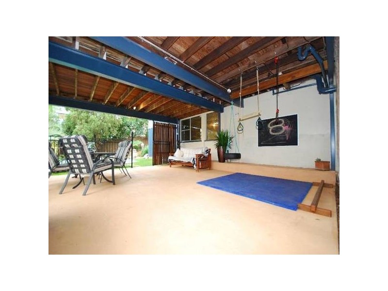 35 Harwood Street, Bardon QLD 4065