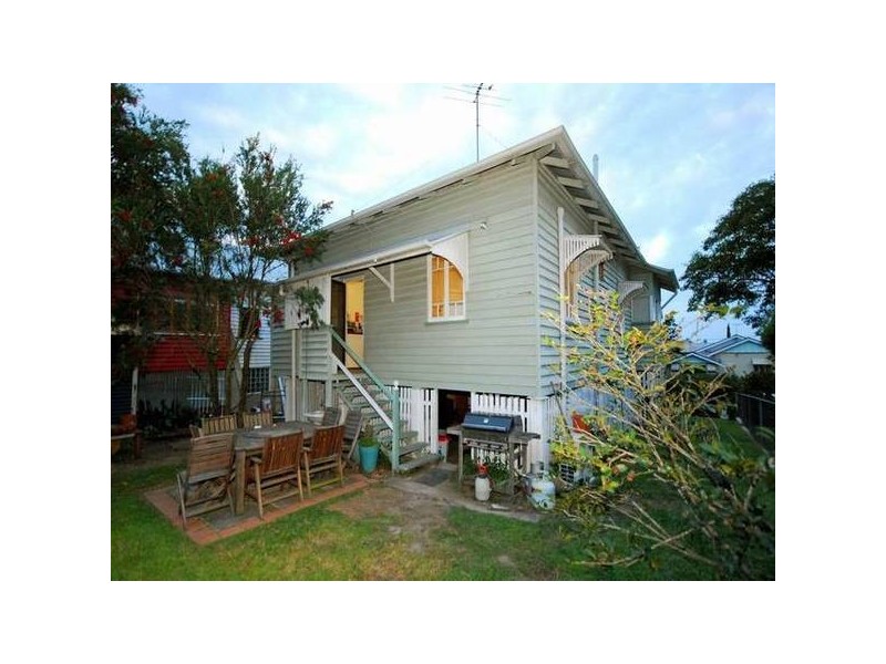 85 Khartoum Street, Gordon Park QLD 4031