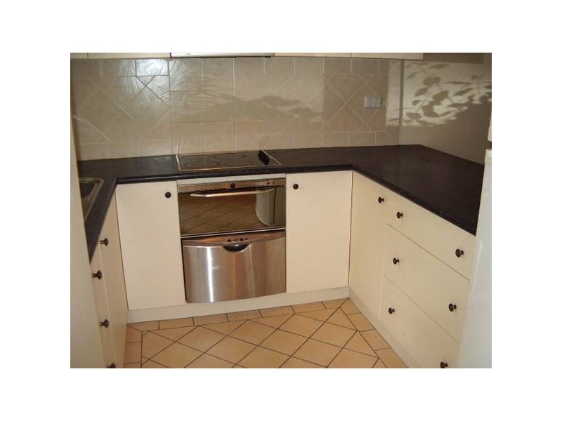 1/16 Barnsley Street, West End QLD 4101