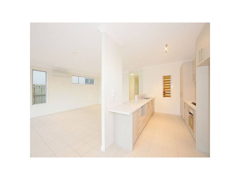 10 Bank Street, Windsor QLD 4030