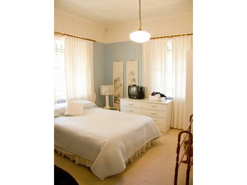 35 Foster Street, Newmarket QLD 4051