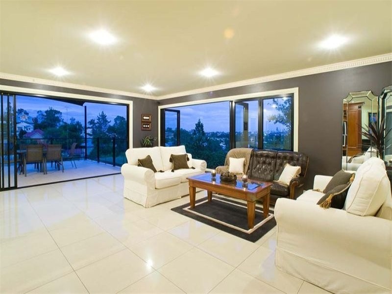 93 Birdwood Terrace, Auchenflower QLD 4066