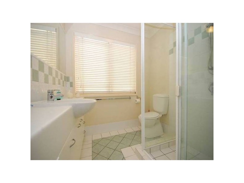 67/360 Simpsons Road, Bardon QLD 4065