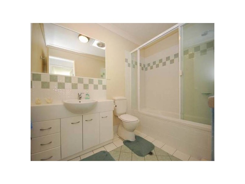 67/360 Simpsons Road, Bardon QLD 4065