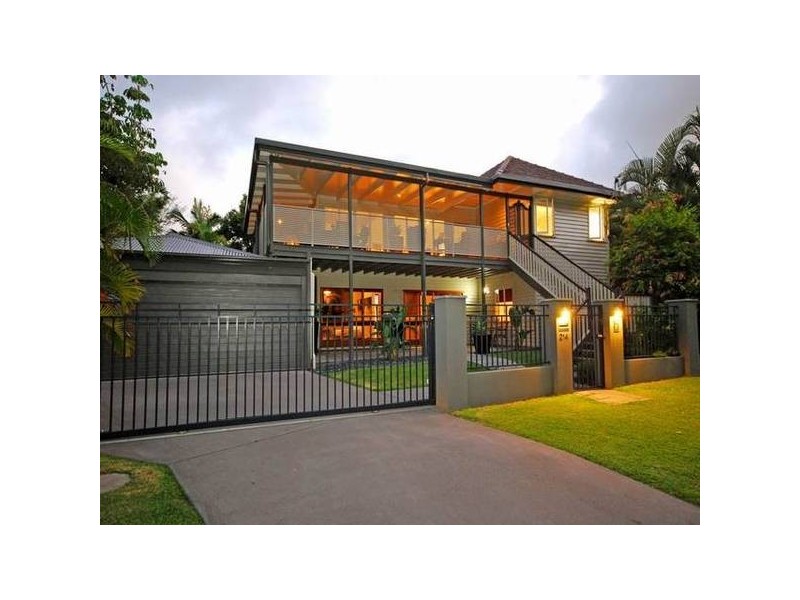 214 Acacia Drive, Ashgrove QLD 4060