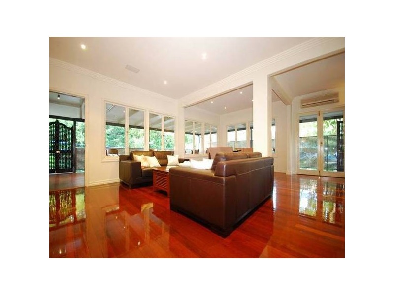 214 Acacia Drive, Ashgrove QLD 4060