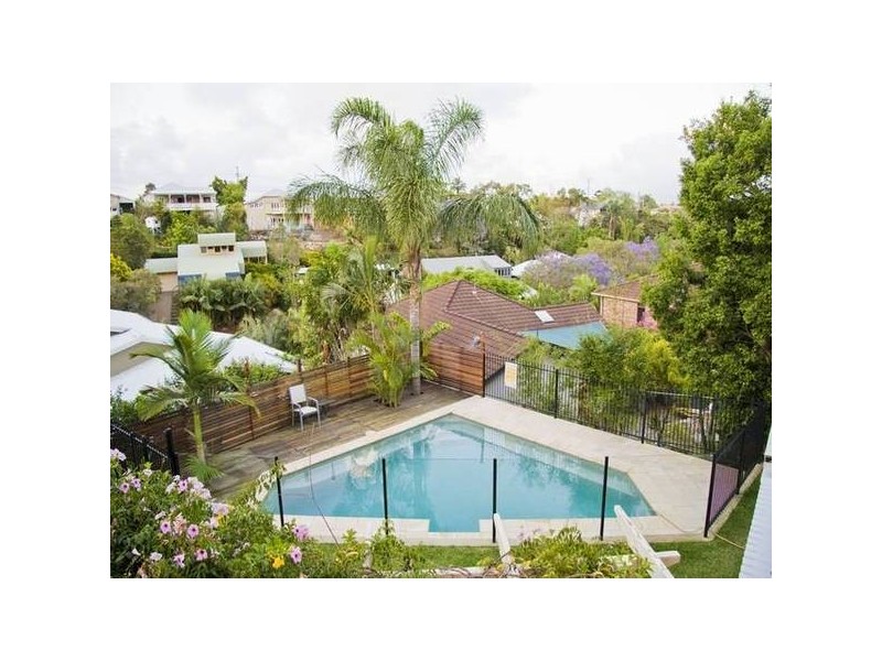 15 Belmont Crescent, Paddington QLD 4064