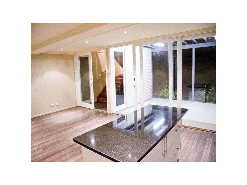 27 Croydon Street, Toowong QLD 4066