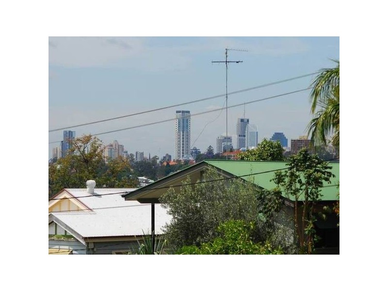 31 Edgar Street, Newmarket QLD 4051