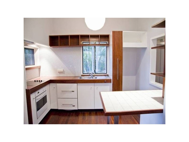 21 First Street, Camp Hill QLD 4152