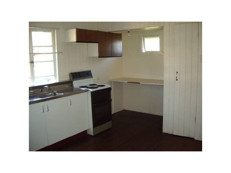 23 McLean Parade, Ashgrove QLD 4060