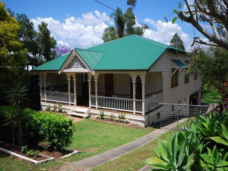 37 Dorrington Drive, Ashgrove QLD 4060