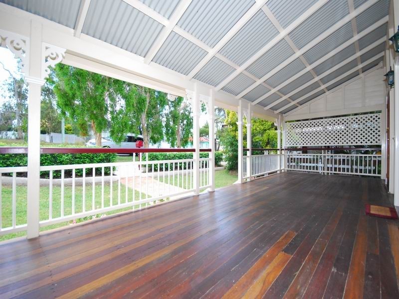 37 Dorrington Drive, Ashgrove QLD 4060