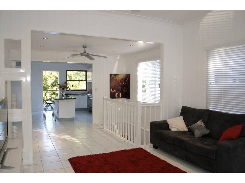 35 Swan Terrace, Windsor QLD 4030